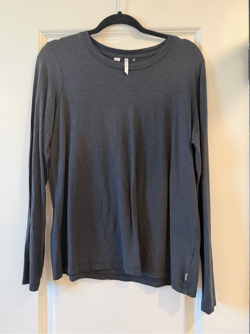 Travis Mathew Crew Neck Tee - Charcoal